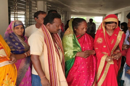 ସୋମନାଥଙ୍କପୀଠରେ ଏକାଠି ହେଲେ  ଦୁଇଟି ମନ